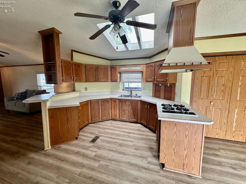 1730 Port Clinton Rd., Unit 13, Fremont, OH 43420 Photo 7