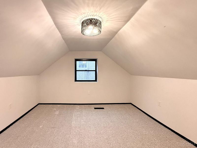 3651 Edgebrook Dr, Green Township, OH 45248 Photo 32