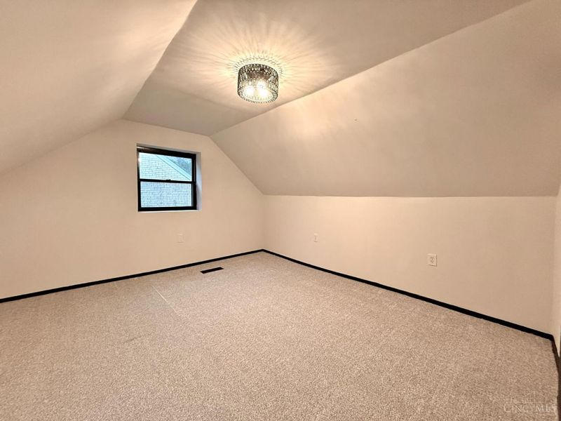 3651 Edgebrook Dr, Green Township, OH 45248 Photo 34