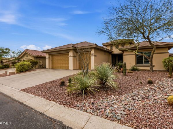 41812 N IRON HORSE Court, Anthem, AZ 85086