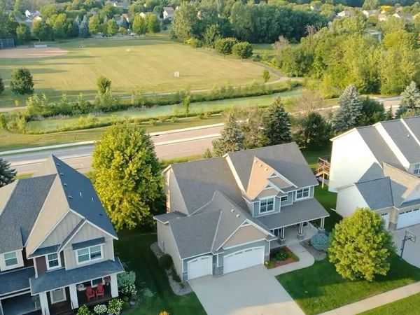 17256 64th Place N, Maple Grove, MN 55311