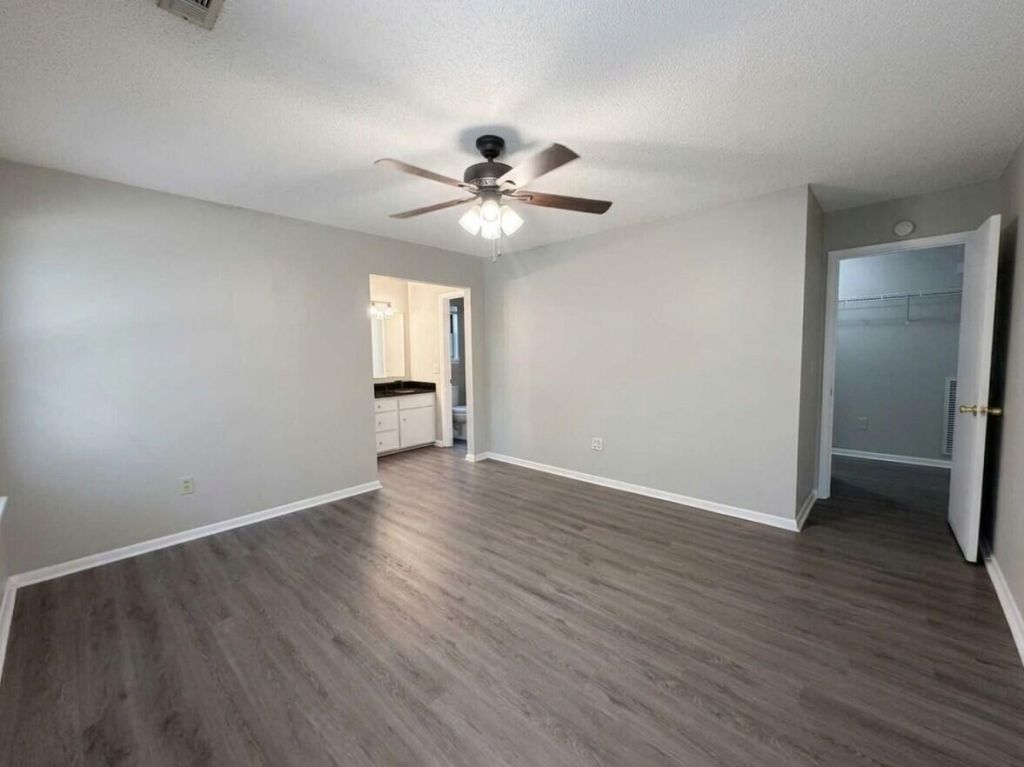 158 Fox Chase Drive Photo 13