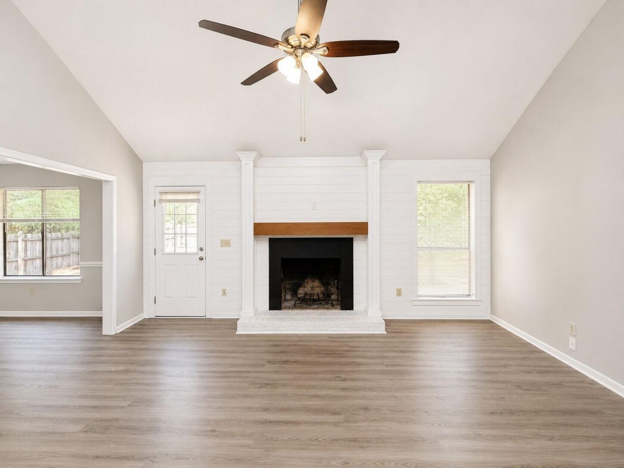 158 Fox Chase Drive Photo 5