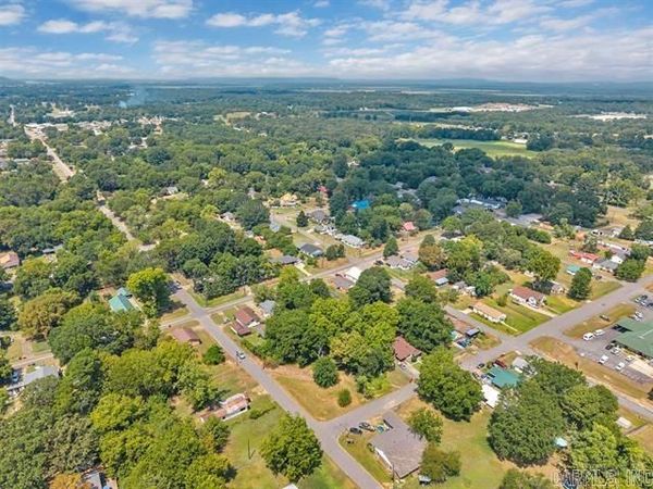 603 N Division St , Morrilton, AR 72110
