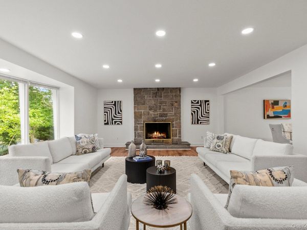 1341 Pelhamdale Avenue , Pelham, NY 10803