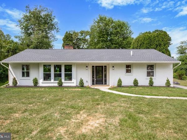 104 FURLONG AVENUE , NEWTOWN SQUARE, PA 19073