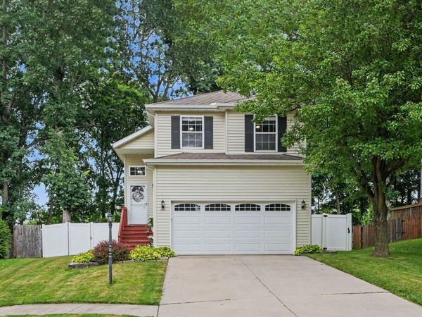 806 Galway Drive , Valparaiso, IN 46385