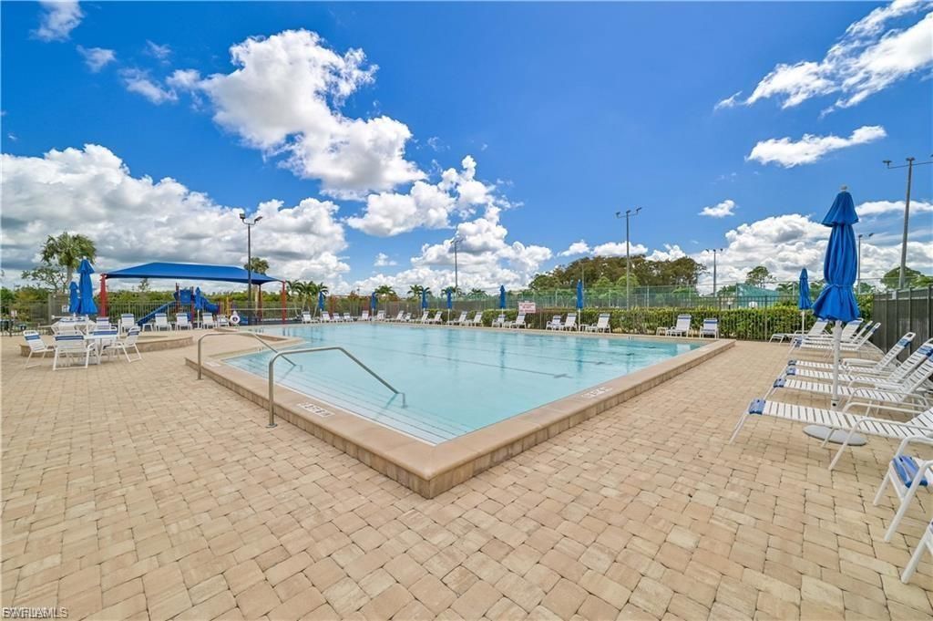 13205 Whitehaven Ln, Unit 1605, Fort Myers, FL 33966 Photo