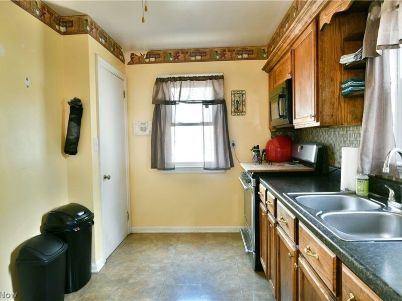 955 Glenwood Street NE, Warren, OH 44483 Photo 20