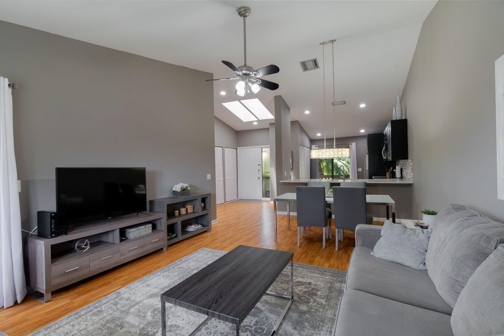 13115 Belhaven Court, Unit 27, Wellington, FL 33414 Photo
