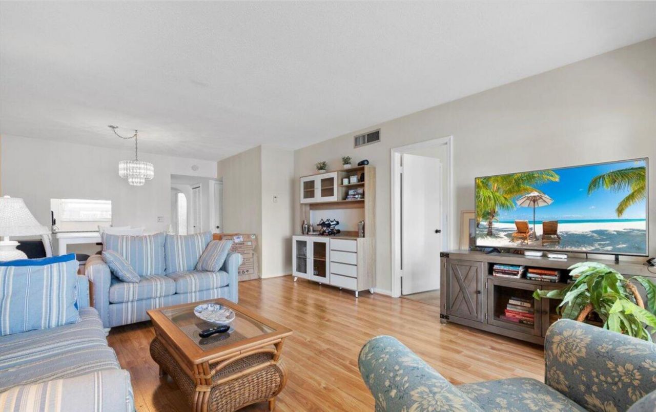20 Yacht Club Drive, Unit 104, North Palm Beach, FL 33408 Photo