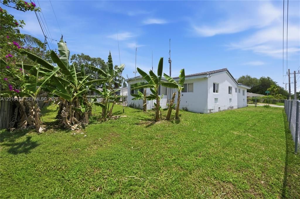 2300 N 57th Terrace, Hollywood, FL 33021 Photo