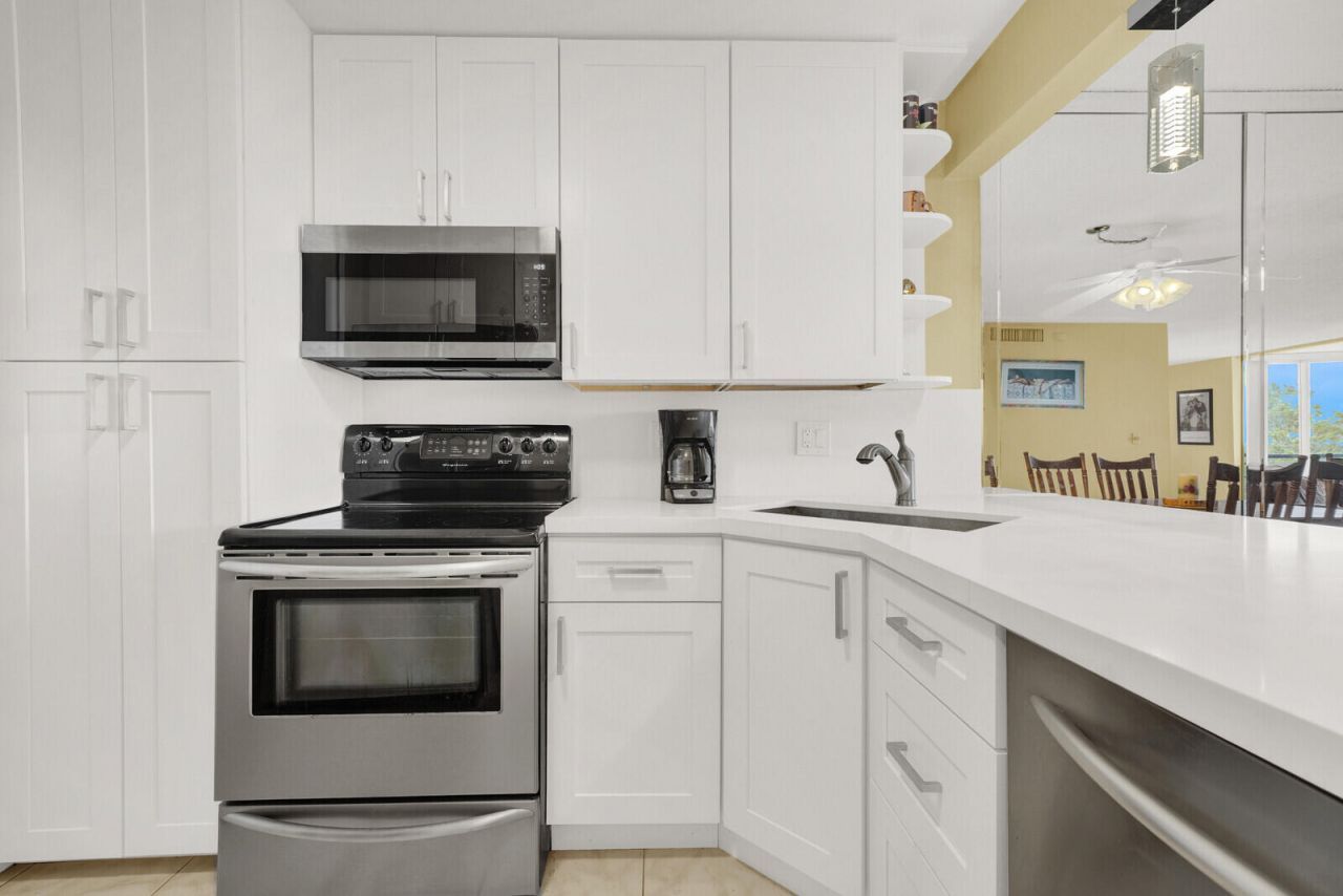 6461 NW 2nd Avenue, Unit 509, Boca Raton, FL 33487 Photo