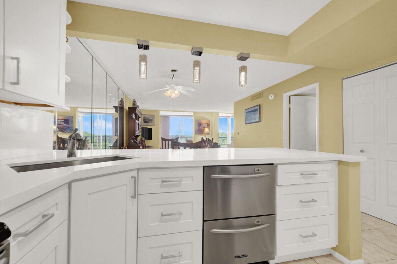 6461 NW 2nd Avenue, Unit 509, Boca Raton, FL 33487 Photo