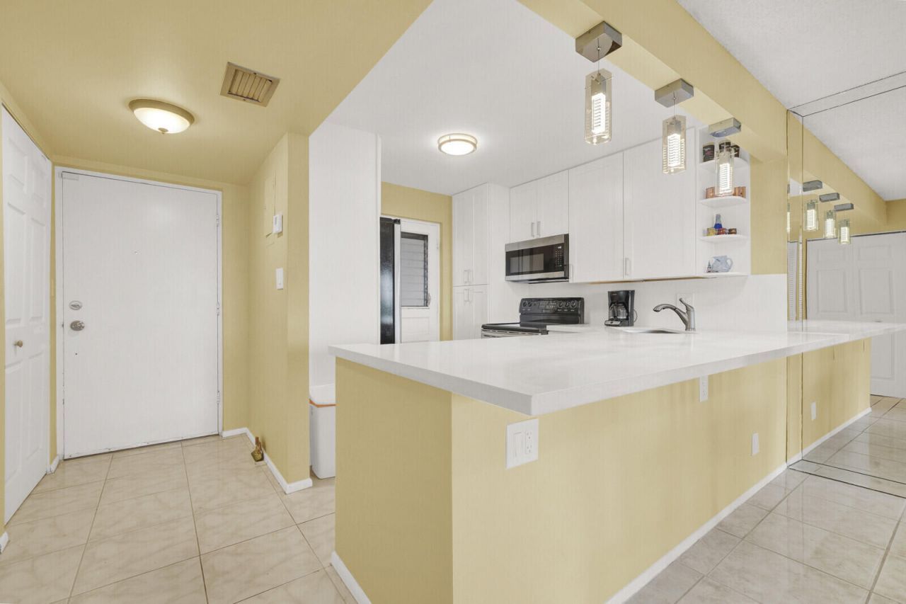 6461 NW 2nd Avenue, Unit 509, Boca Raton, FL 33487 Photo