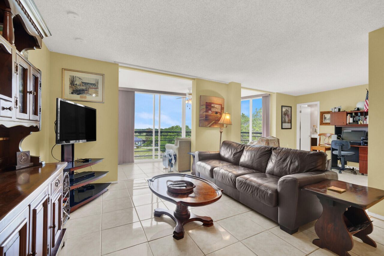 6461 NW 2nd Avenue, Unit 509, Boca Raton, FL 33487 Photo