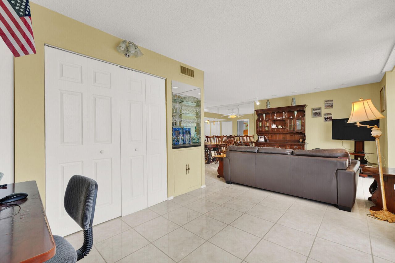 6461 NW 2nd Avenue, Unit 509, Boca Raton, FL 33487 Photo