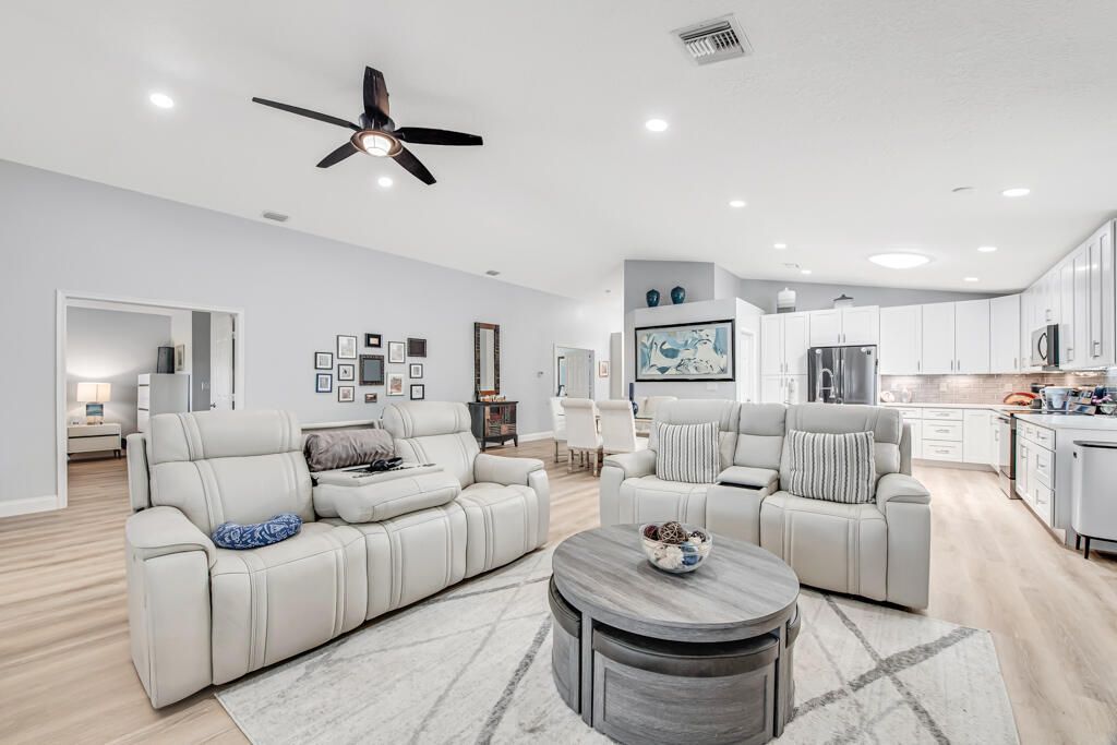 8184 Florenza Drive, Boynton Beach, FL 33472 Photo