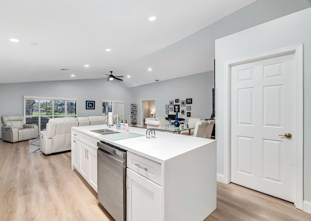 8184 Florenza Drive, Boynton Beach, FL 33472 Photo