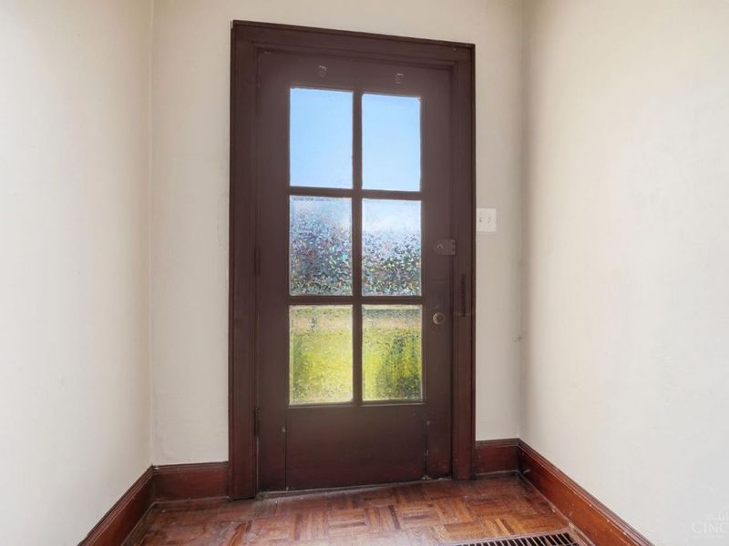 3453 Linwood, Cincinnati, OH 45226 Photo 4