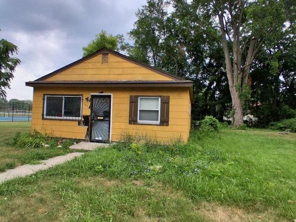 14572 Plainview Avenue, Detroit, MI 48223