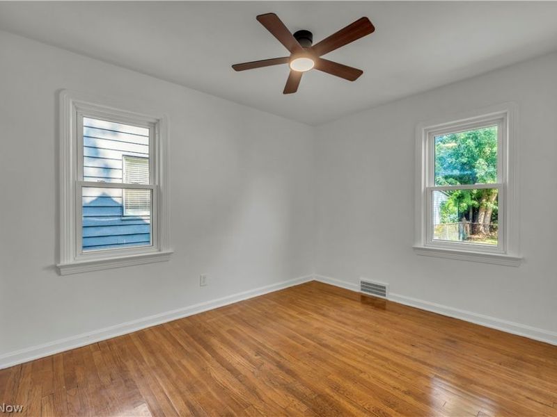 12208 Kensington Avenue, Cleveland, OH 44111 Photo 15