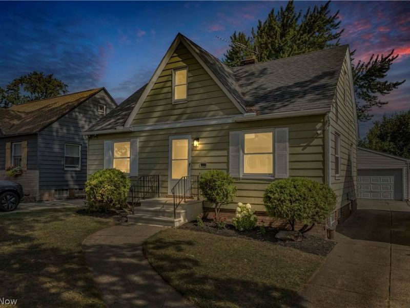 12208 Kensington Avenue, Cleveland, OH 44111 Photo 2