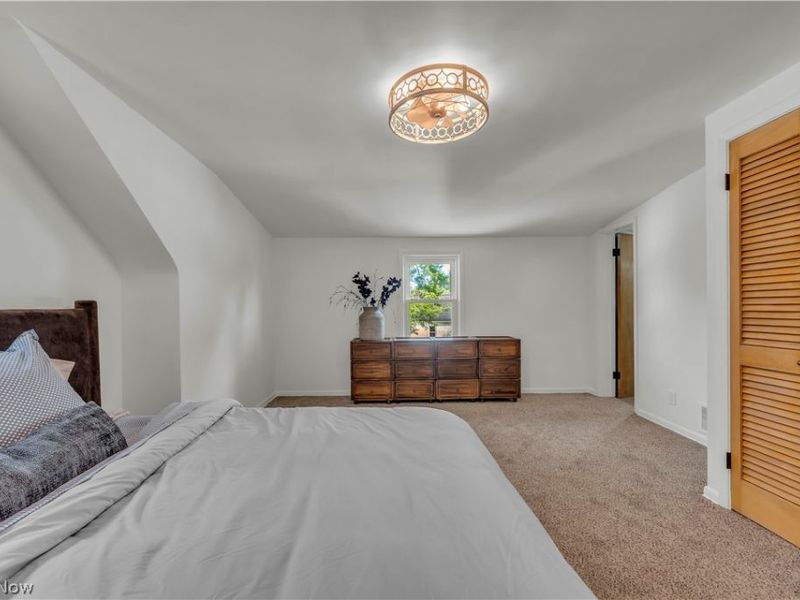 12208 Kensington Avenue, Cleveland, OH 44111 Photo 23