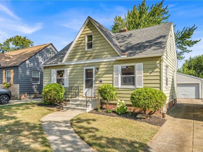12208 Kensington Avenue, Cleveland, OH 44111 Photo 3