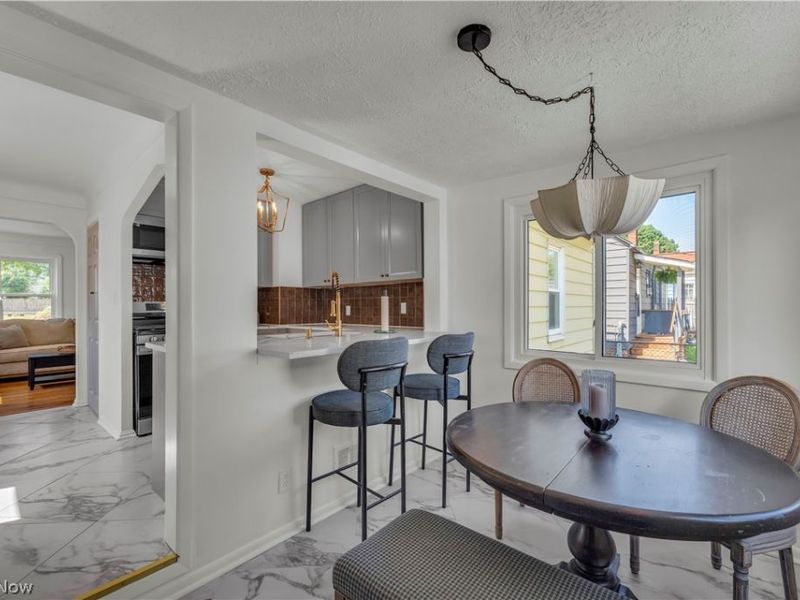 12208 Kensington Avenue, Cleveland, OH 44111 Photo 33