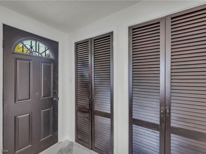 12208 Kensington Avenue, Cleveland, OH 44111 Photo 34