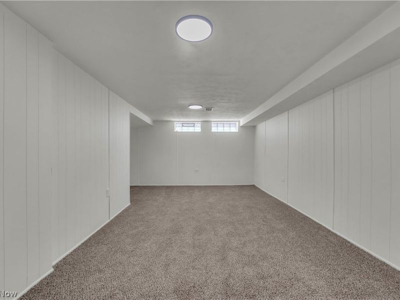 12208 Kensington Avenue, Cleveland, OH 44111 Photo 36