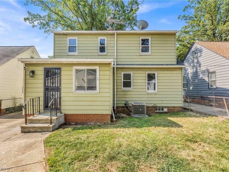 12208 Kensington Avenue, Cleveland, OH 44111 Photo 5