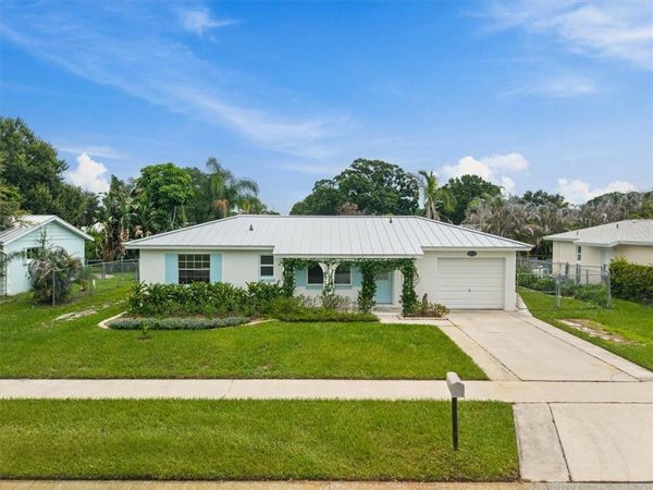 546 23rd Avenue, Vero Beach, FL 32962