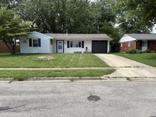 2014 Vermont Drive, Xenia, OH 45385