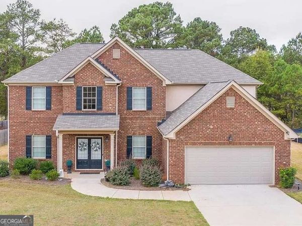 1132 SE Carillon Drive, Unit 34, Conyers, GA 30013