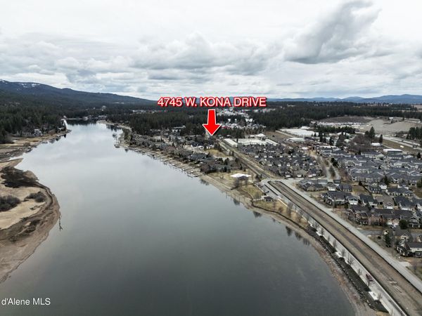 4745 W Kona Dr, Coeur d'Alene, ID 83814