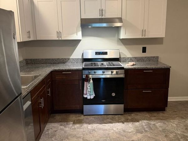 19 Country Club Drive, Unit 1, Manchester, NH 03102