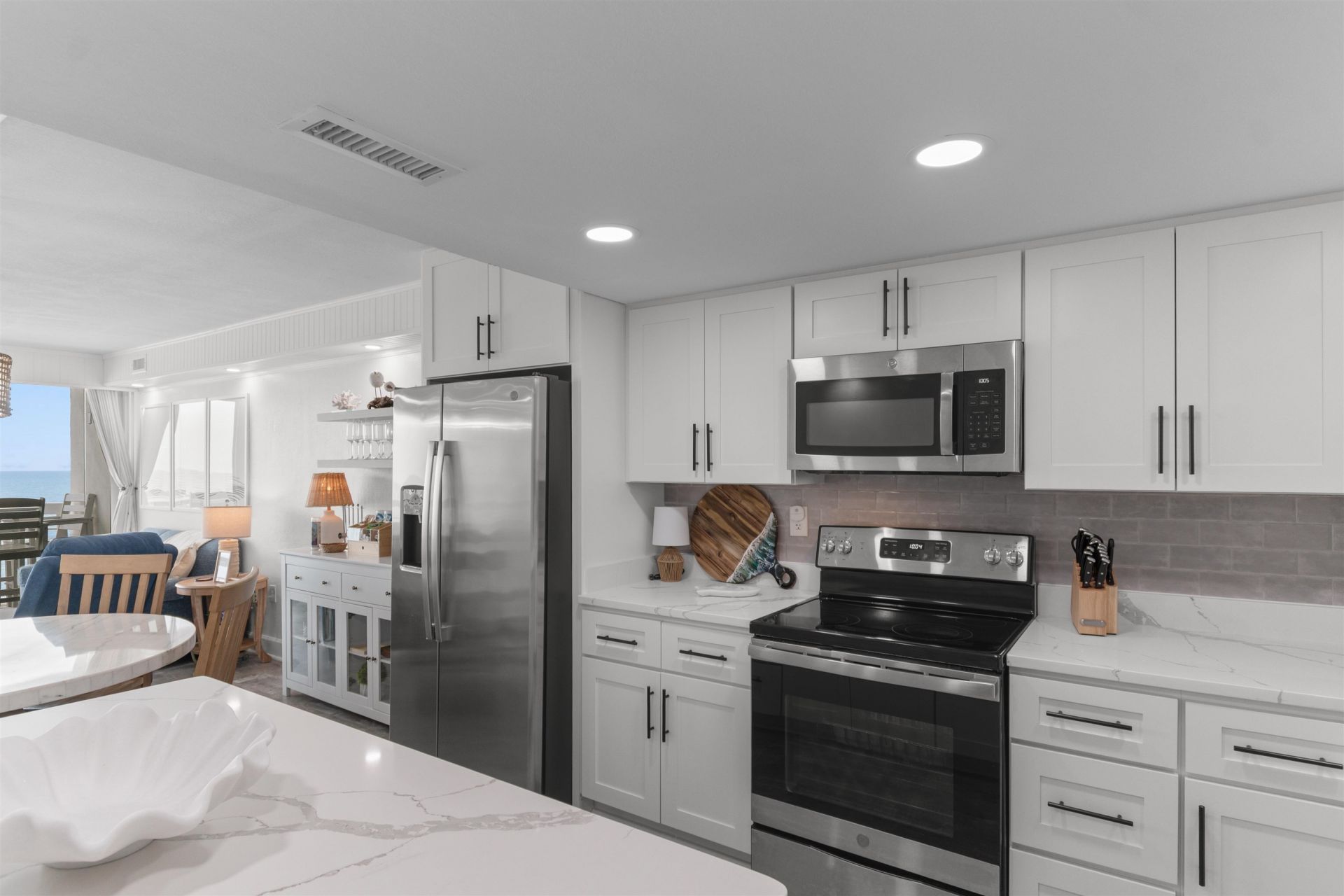 1012 N Waccamaw Dr.  Photo 13