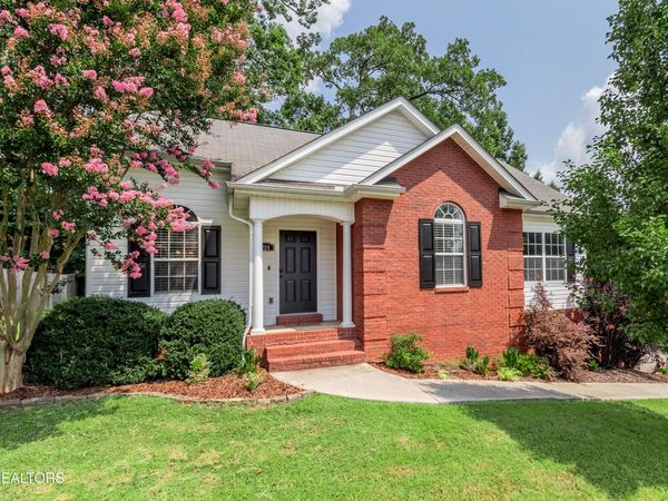 729 Chamberlain Manor Way, Knoxville, TN 37920