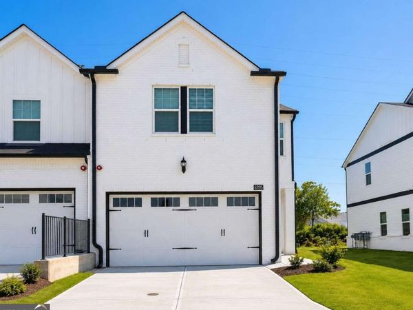 6395 Apalachee Way SE, Smyrna, GA 30126