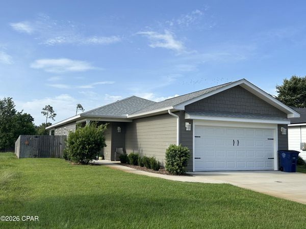1210 W 10th Street , Panama City, FL 32401