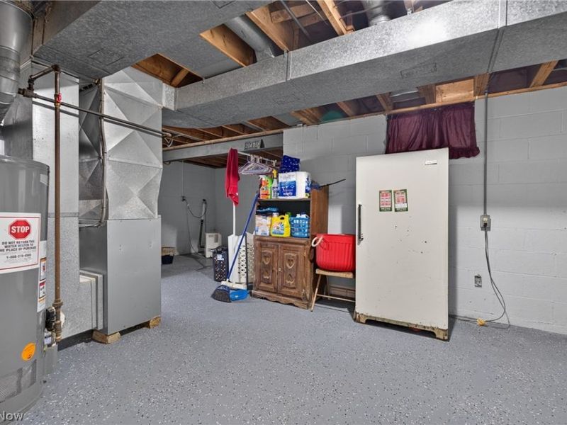 8488 Crystal Drive , Boardman, OH 44512 Photo 35