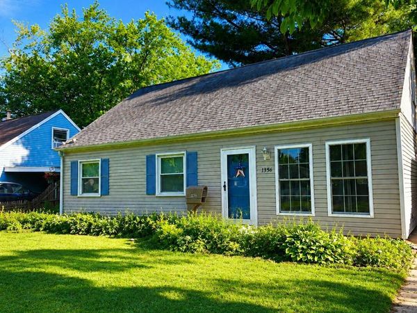 1356 W 1st Place , Hobart, IN 46342