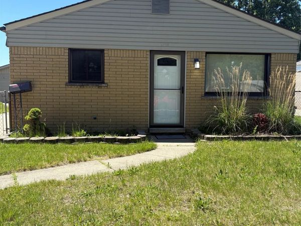32047 LINDERMAN Avenue , Warren, Mi 48093