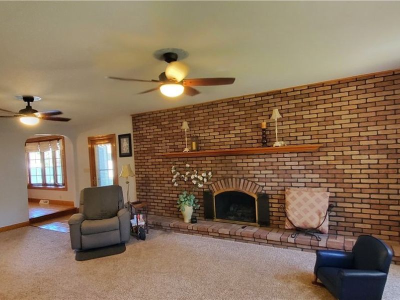 10830 Wilma Avenue NE, Alliance, OH 44601 Photo 9