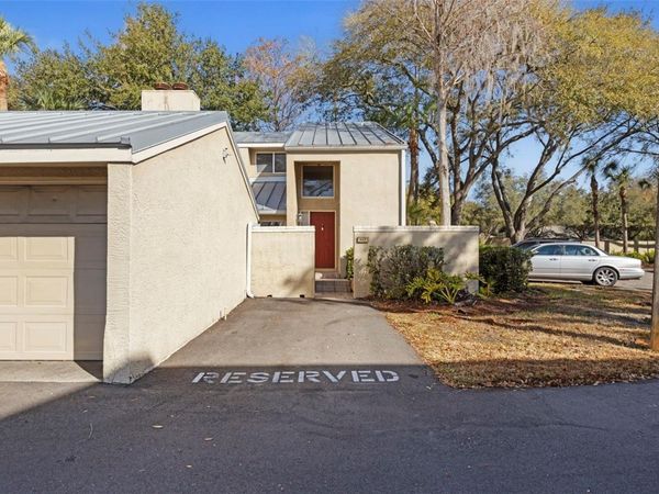 3401 CYPRESS HEAD COURT , TAMPA, FL 33618