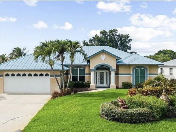 512 SW South Carolina Drive, Stuart, FL 34994