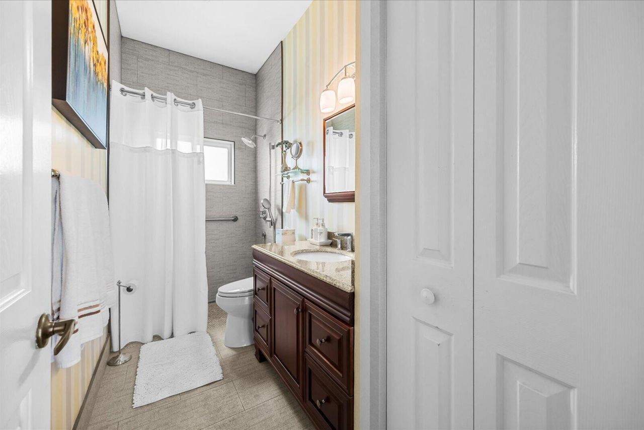 512 SW South Carolina Drive, Stuart, FL 34994 Photo