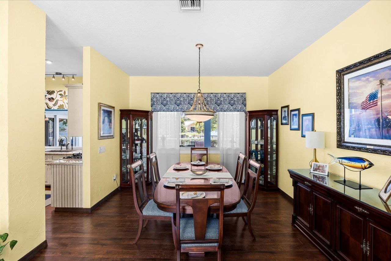 512 SW South Carolina Drive, Stuart, FL 34994 Photo